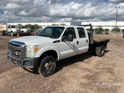 2011 Ford F-350 XL 4x4 Crew Cab Flatbed Truck