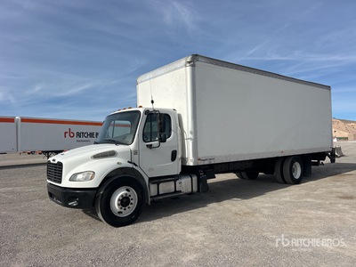 2019 Freightliner M2106 4x2 شاحنة فان