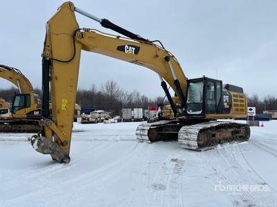 2016 Cat 349FL 油圧ショベル