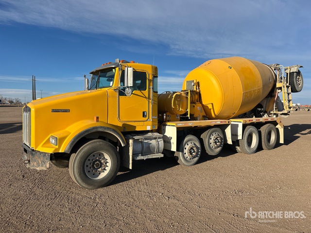 2007 Kenworth T800 12x4 Camion malaxeur | Ritchie Bros. Auctioneers