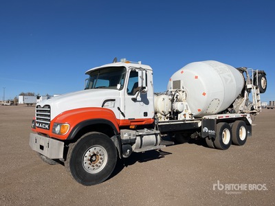 2005 Mack CV513 8x4 Mixer Truck
