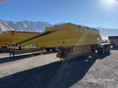 1993 Clement 17 ft Tri/A Lead strooi aanhangwagen