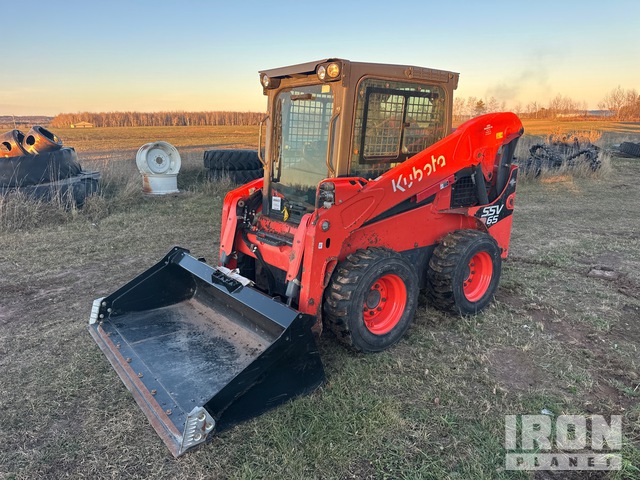 MINI CARGADOR SOBRE RUEDAS 2022 KUBOTA SSV65HC
