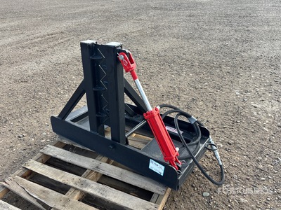 2025 Industrias America 28 in Skid Steer Post Puller (Unused)