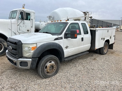 2011 Ford F-450 XL 4x4 Extended Cab Service Truck (Inoperable)