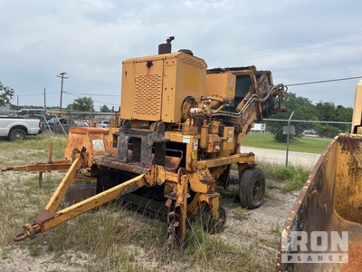 Lincoln 600AXL Windrow Elevator