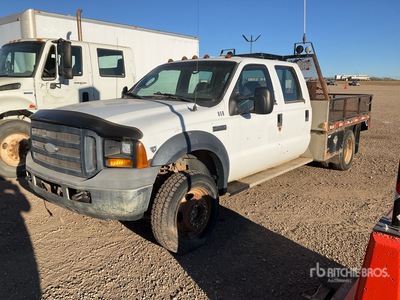 2007 Ford F-550 4x4 Crew Cab Flatbed Truck