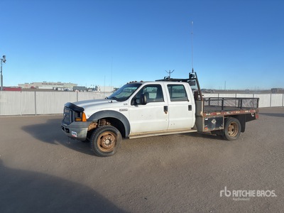 2007 Ford F-550 4x4 Crew Cab Flatbed Truck