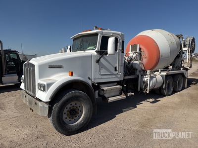2004 Kenworth W900 8x4 Beton-Fahrmischer