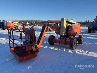 2014 JLG 340AJ 4WD Dual Fuel Articulating Boom Lift