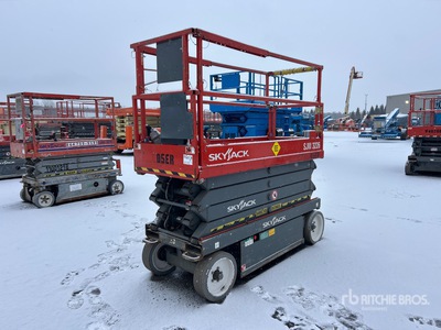 2014 Skyjack SJ3226 Electric Scissor Lift