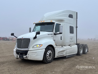 2020 International LT625 6x4 3- Achs Sattelzugmaschine mit Schlafkabine