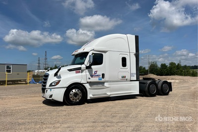 2023 Freightliner Cascadia 126 6x4 T/A Sleeper Truck Tractor