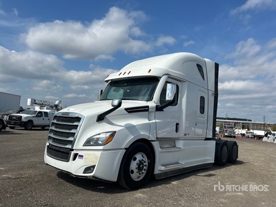 2023 Freightliner Cascadia 126 6x4 T/A Sleeper Truck Tractor