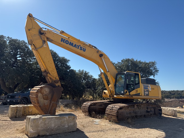 2012 Komatsu PC490LC Tracked Excavator 2012 Komatsu PC490LC Tracked Excavator