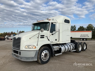 2013 Mack CXU613 6x4 Sleeper Truck Tractor