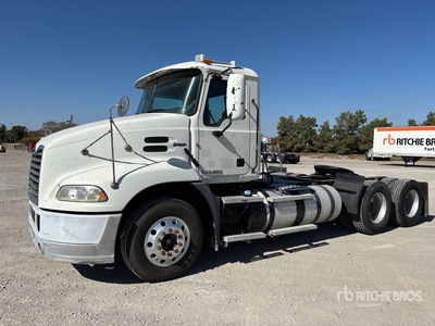 2014 Mack CXU613 6x4 トラックトラクター(T/A)