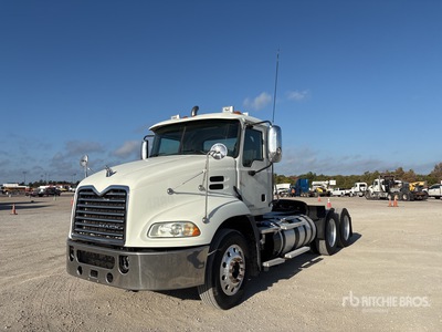 2014 Mack CXU613 6x4 Cabeza Tractora Cabina Corta