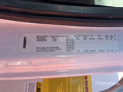 2018 Freightliner M2 106 2000 gal 4x2 Water Truck