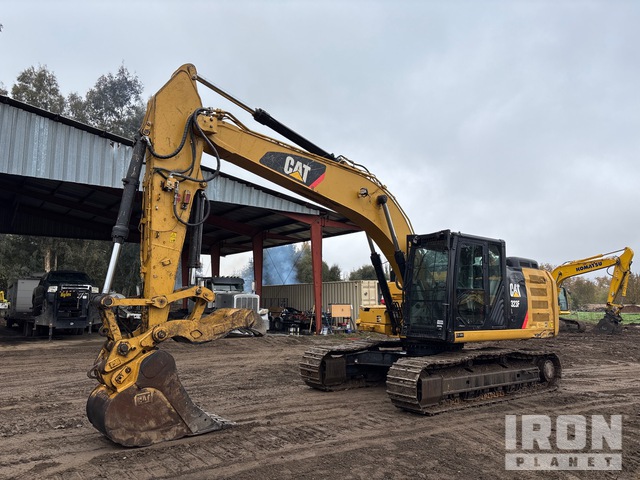 EXCAVADORA 2016 CATERPILLAR 323FL
