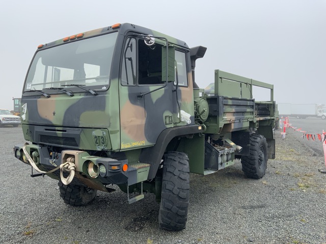 Stewart & Stevenson M1078A1 LMTV 4x4 Cargo Truck Stewart & Stevenson M1078A1 LMTV 4x4 Cargo Truck