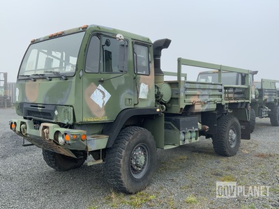 Stewart & Stevenson M1078A1 LMTV 4x4 Cargo Truck