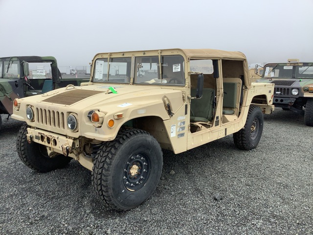 2008 AM General M1097R1 HMMWV 4 Door Soft Top w/Truck Body 2008 AM General M1097R1 HMMWV 4 Door Soft Top w/Truck Body