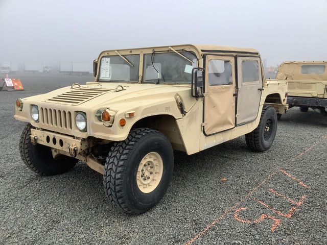 2008 AM General M1097R1 HMMWV 4 Door Soft Top w/Truck Body 2008 AM General M1097R1 HMMWV 4 Door Soft Top w/Truck Body