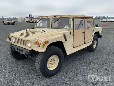 AM General M1097R1 HMMWV 4 Door Soft Top w/Truck Body