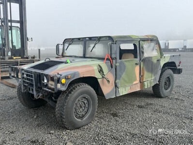 2007 AM General M1097R1 HMMWV 4 Door Soft Top w/Truck Body