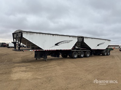 2011 Doepker Super B-Train Grain Trailer