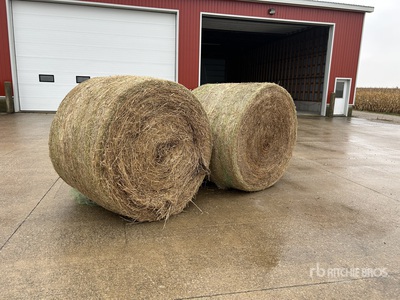 Quantity of (38) Round Bales 4 ft x 5 ft - Timothy/Orchard/Alfalfa