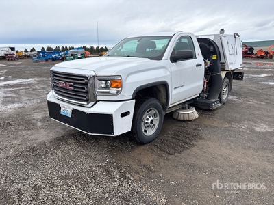 NightHawk Osprey on 2017 Chevrolet Silverado 2500 Camion barredora