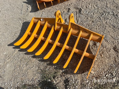 2026 GIYI Râteau de pelleteuse - Fits CAT 305 (Unused)