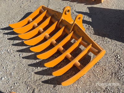 2026 GIYI 44 in Excavator Rake - Fits Cat 305 (Unused)