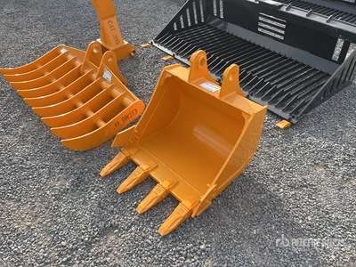 2026 GIYI GY-BK 24 in CAT Excavator Bucket (Unused)