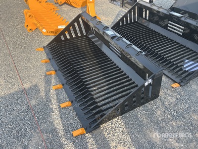 2026 GIYI GY-RB66 66 in Skeleton Skid Steer Bucket (Unused)