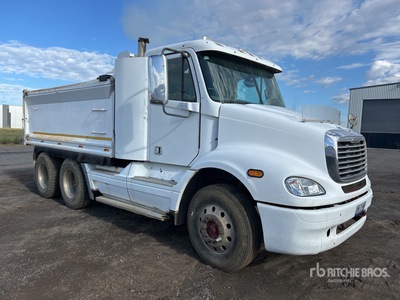 2006 Freightliner FLX 6x4 T/A Dump Truck