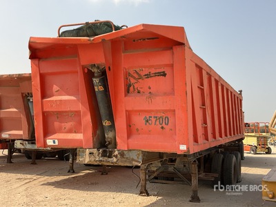 Mammut T/A End Dump Trailer