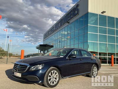 2019 Mercedes-Benz E220D Samochód