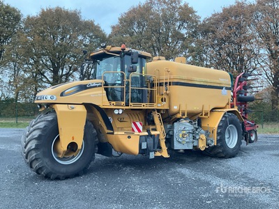 2012 Challenger Terra Gator 8333 3 Wheel Liquid Manure Spreader