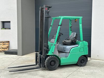 2017 Mitsubishi FD18NT Forklift