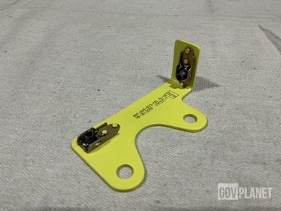 (50) Bell Helicopter 901-044-893-101 Bracket Assemblies