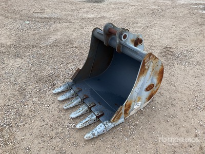 Strickland 36 in Loading Cazo para excavadora - Fits Doosan DX60