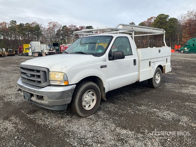 2004 Ford F-250 XL 4x2 Camión Utilitario
