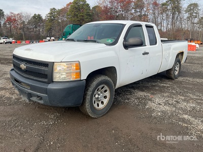 2010 Chevrolet 1500 4x4 Extended Cab Pickup