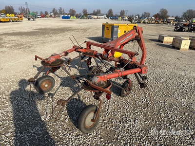 Deutz-Fahr KH400 Hay Rake