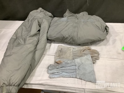 (5) Cold Weather Parkas, (6) Pairs of Cold Weather Trousers & Assorted Items
