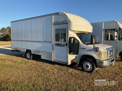 2008 Ford E-350 Van Truck