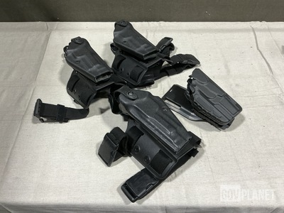 (15) Individual Holsters